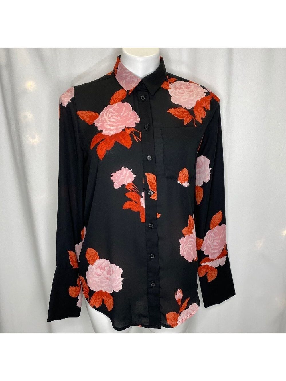 Who What Wear Floral Rose Button Down Blouse Top